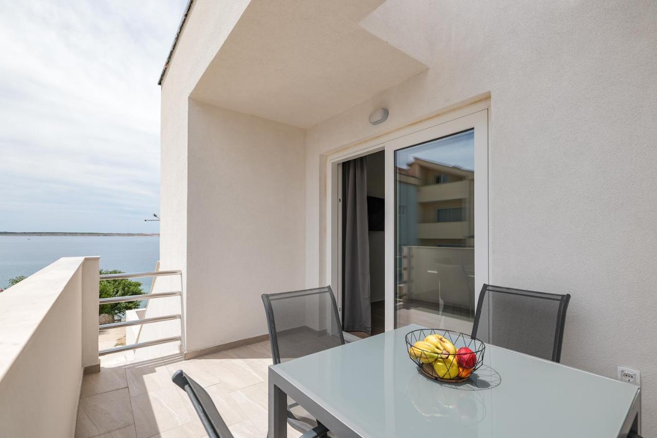 Beachfront Apartments Tic With Seaview Miletici Exterior foto